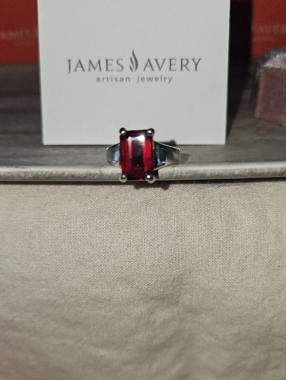 RETIRED James Avery Sterling Silver Bella Ring Garnet Size 8 Mint Condition